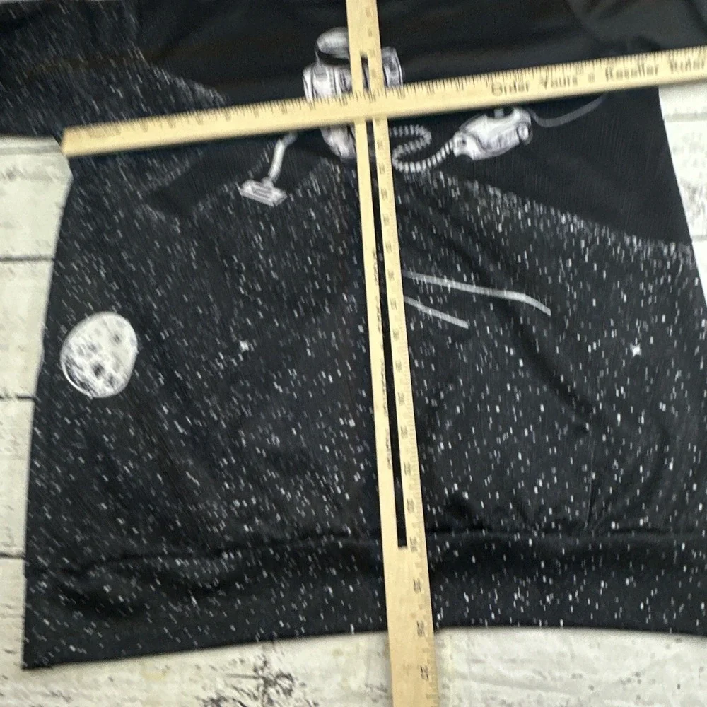 Astronaut Vacuuming Moon Space Galaxy Graphic Hoodie Black White Pullover Mens L